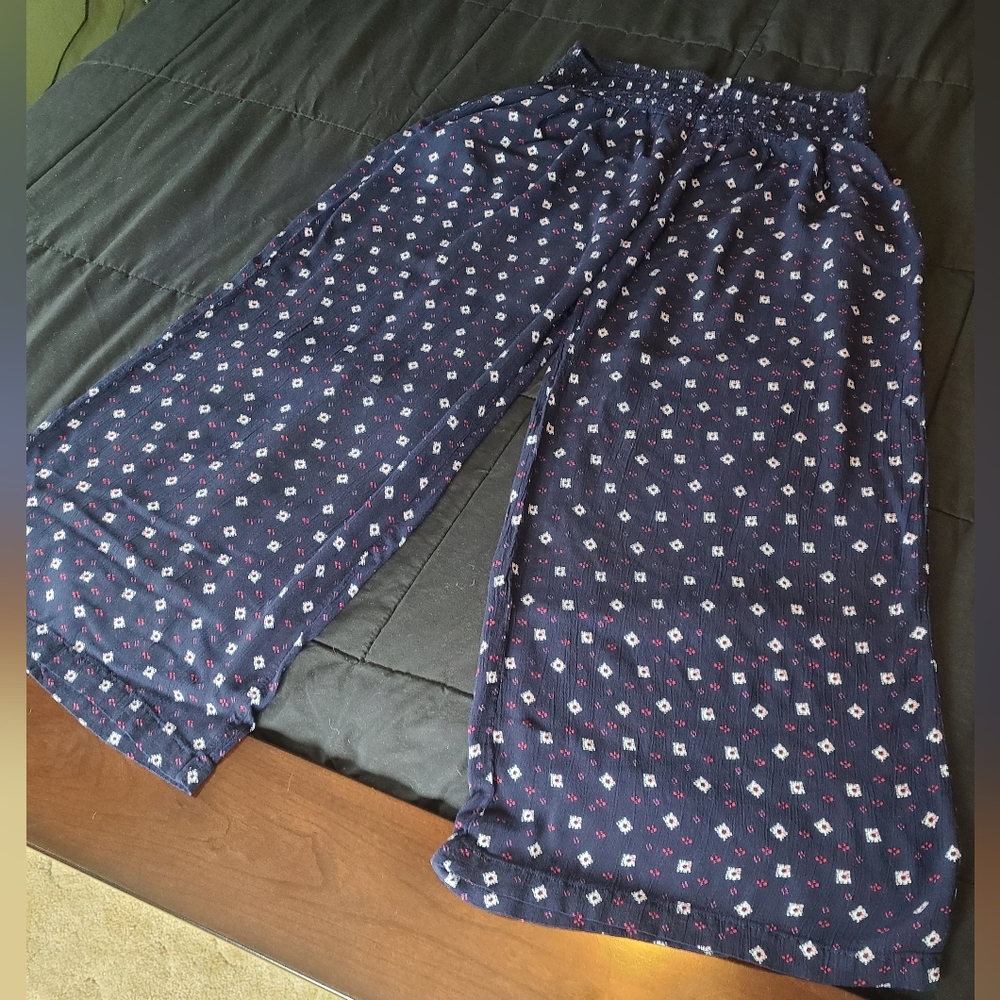 RD Stlye, palazzo pants, with pockets, size L